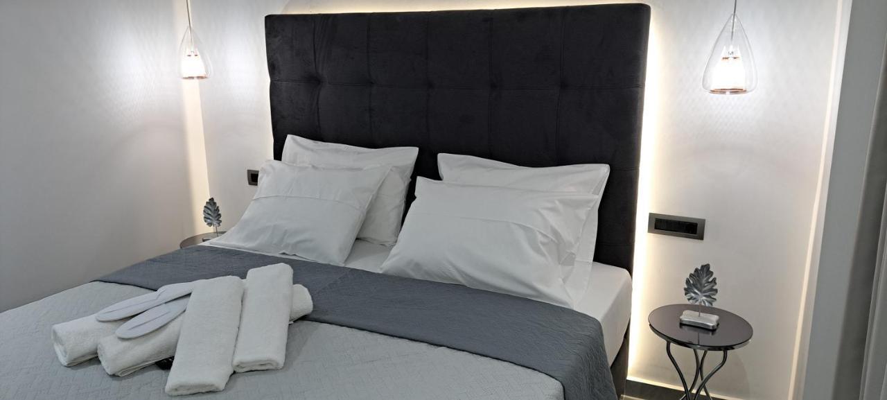 Km Luxury Apart Downtown Heraklion  Exterior photo