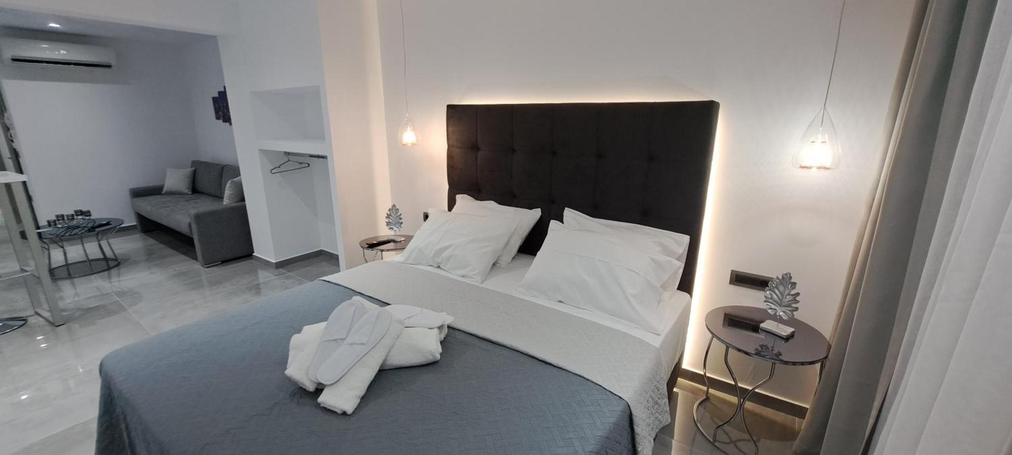 Km Luxury Apart Downtown Heraklion  Exterior photo